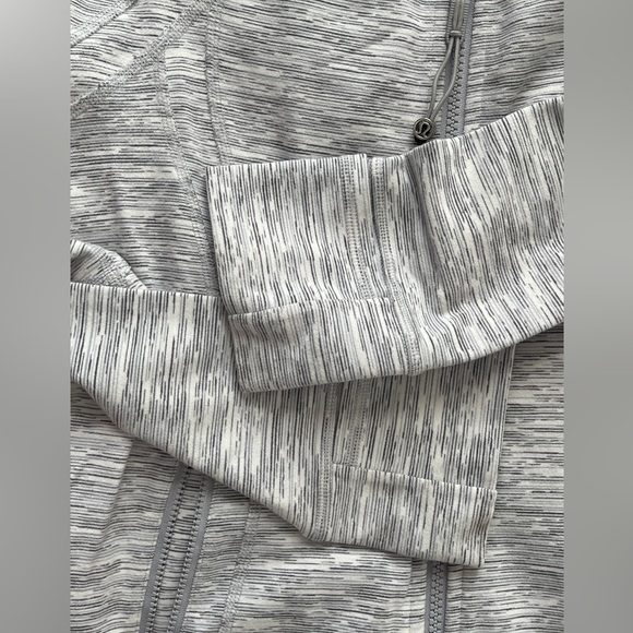 Lululemon Define Jacket - Picture 7 of 9